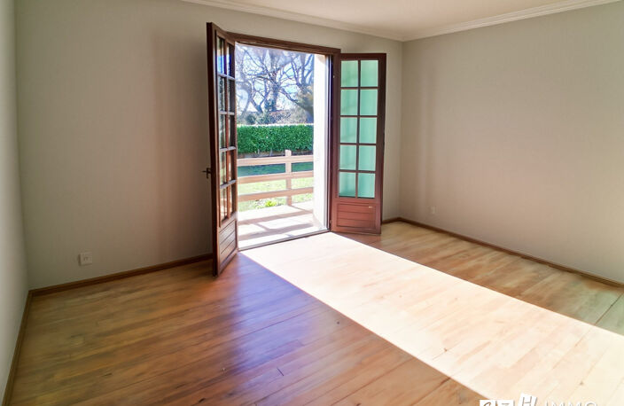 Maison de plain-pied T4 de 114m² sur parcelle de 1085m² à pro — photo 5