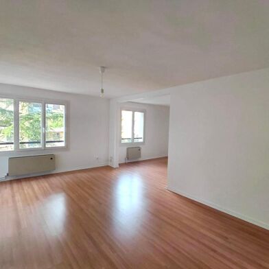 Appartement 3 pièces 1100 €