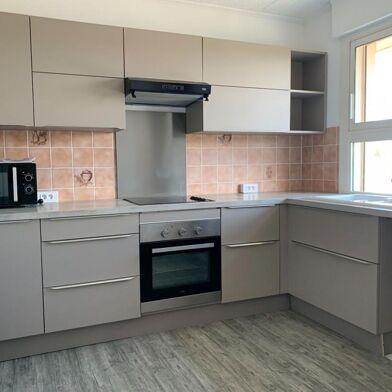 Appartement 4 pièces 1350 €