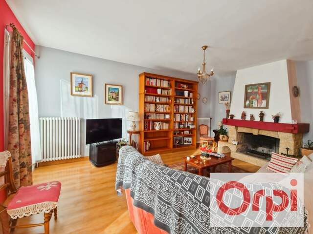 Maison À Vendre — photo du bien