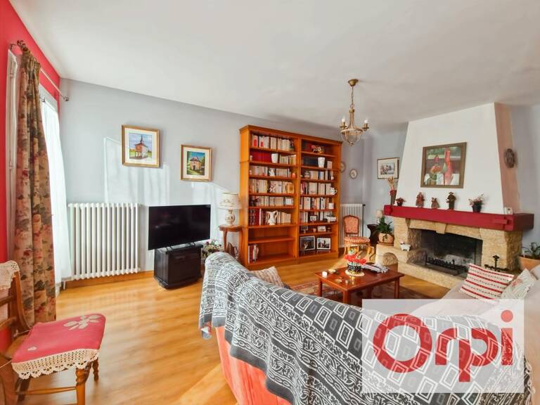 Maison À Vendre — photo 1