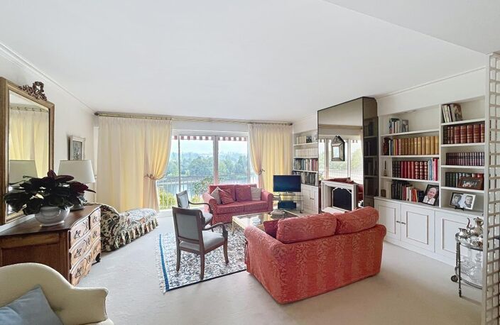 TOURS A vendre dans résidence de standing Très bel appartement de 6 pièces lumineux avec cave et parking — photo 3