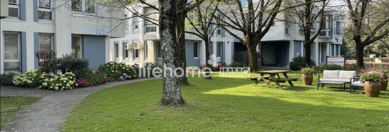 Bureau 6 Pièces 170 m² à vendre à Saint-Égrève (38120)