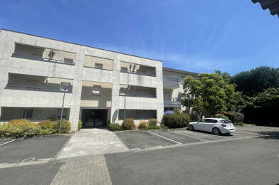 Appartement 4 pièces 253500 €