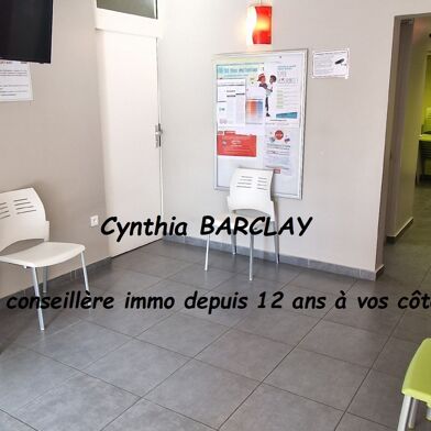 Immeuble  372600 €