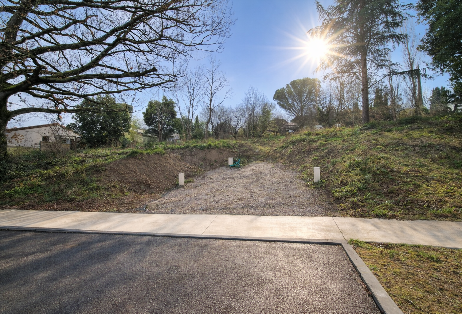 TERRAIN LOT 1 / AUREVILLE CENTRE / 454 M2 — photo 1