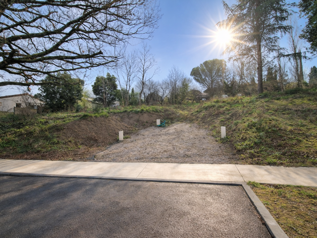 TERRAIN LOT 1 / AUREVILLE CENTRE / 454 M2 — photo du bien