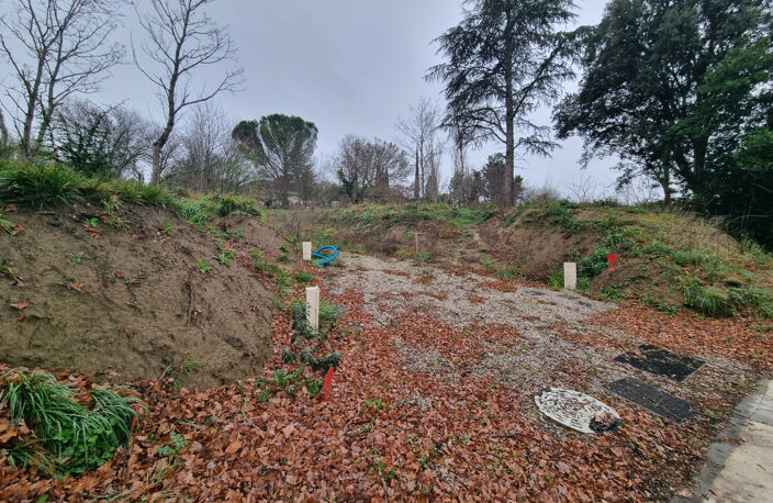 TERRAIN LOT 2 / AUREVILLE CENTRE / 926 M2 — photo 4
