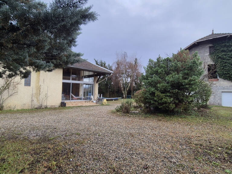 Maison composée de deux appartements — photo 1