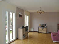 Maison dans un quartier calme — photo 3
