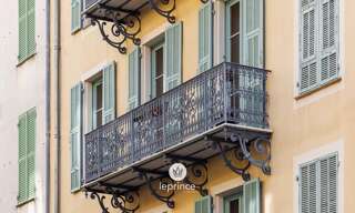 Immeuble  663 m² à vendre à Nice (06300)