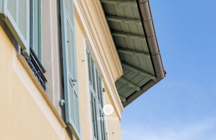 Nice Garibaldi / Place du pin - Immeuble de caractère — photo 3