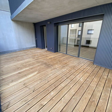 Appartement 3 pièces 990 €