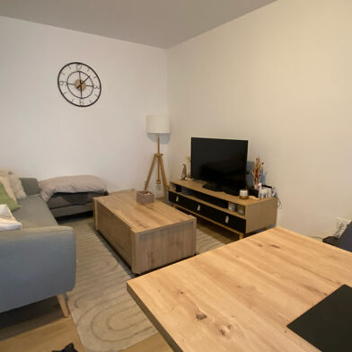 Appartement 3 pièces 990 €