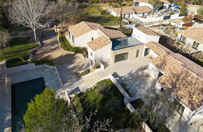 NORD d'Aix-en-Provence Maison de plain-pied avec dépendances — photo 3