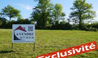Terrain  923 m² à vendre à Sainte-Sigolène (43600)