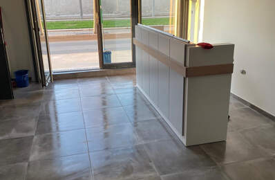 Local commercial À Castelnau-le-Lez (34), de 150m2 à louer 1 — photo du bien