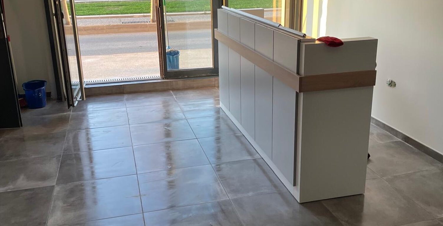 Local commercial À Castelnau-le-Lez (34), de 150m2 à louer 1 — photo 1