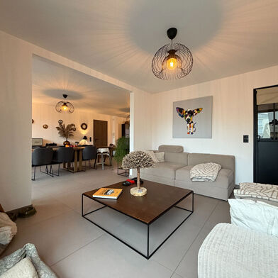 Appartement 5 pièces 228800 €