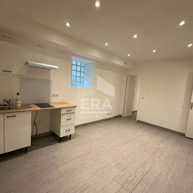 Appartement 2 pièces 726 €