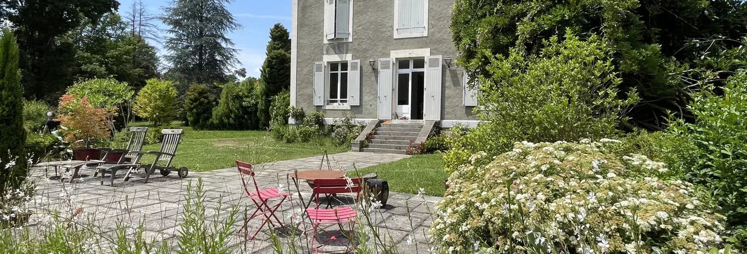 Maison 11 Pièces 376 m² à vendre à Pouillon (40350)