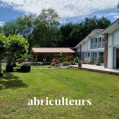 Maison 10 pièces 1872000 €