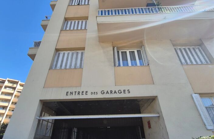 GARAGE FERME - PASTEUR - AV COLONEL GASSIN — photo 4