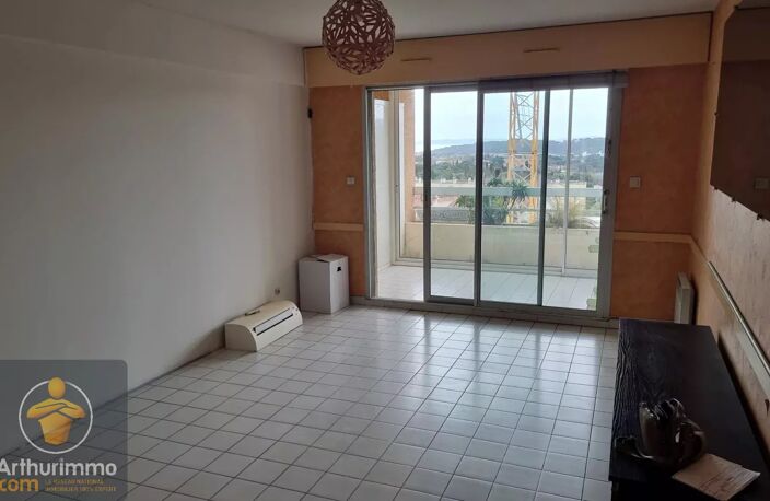 Bureau Lumineux à Bormes-les-Mimosas, Vue Imprenable — photo 3