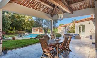 Maison 6 Pièces 220 m² à vendre à Simiane-Collongue (13109)