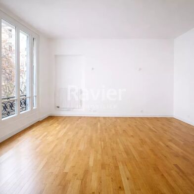 Appartement 5 pièces 4362 €