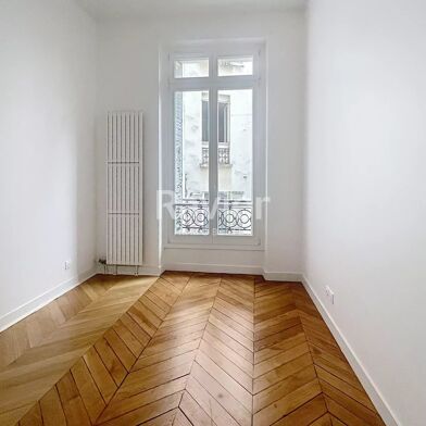 Appartement 5 pièces 4362 €