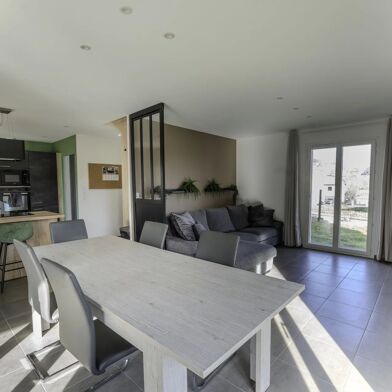 Maison 4 pièces 270000 €