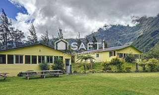 Maison 22 Pièces 640 m² à vendre à Cilaos (97413)