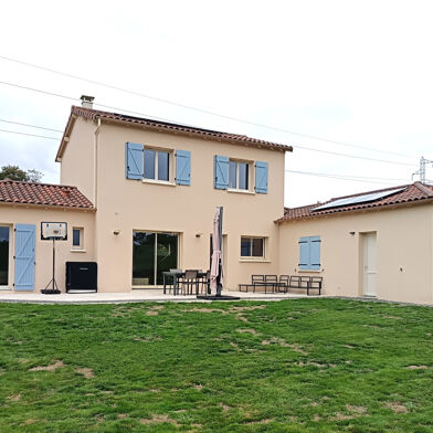 Maison 6 pièces 369600 €
