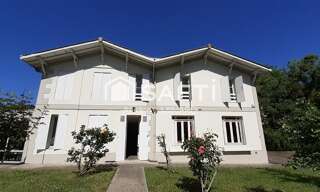 Bureau 10 Pièces 340 m² à vendre à Léognan (33850)