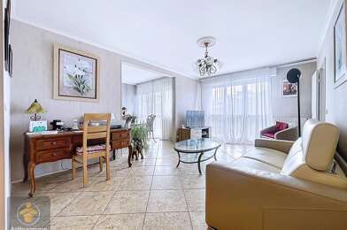 Appartement 4 pièces 200000 €