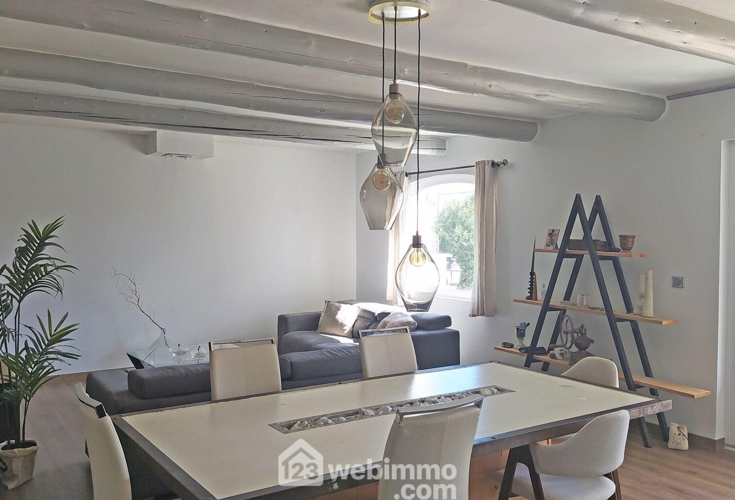 Appartement - 150m² - Saintes-Maries-de-la-Mer — photo 1