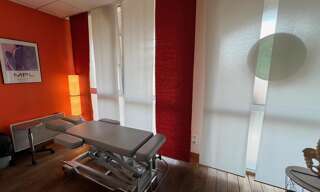 Commerce  133 m² à louer à La Tour-de-Salvagny (69890)