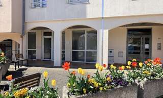 Commerce  133 m² à louer à La Tour-de-Salvagny (69890)