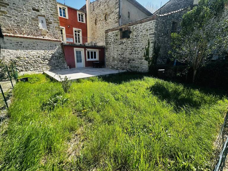 vaste maison de village  257m2 ,avec exterieur, tres calme. — photo 1