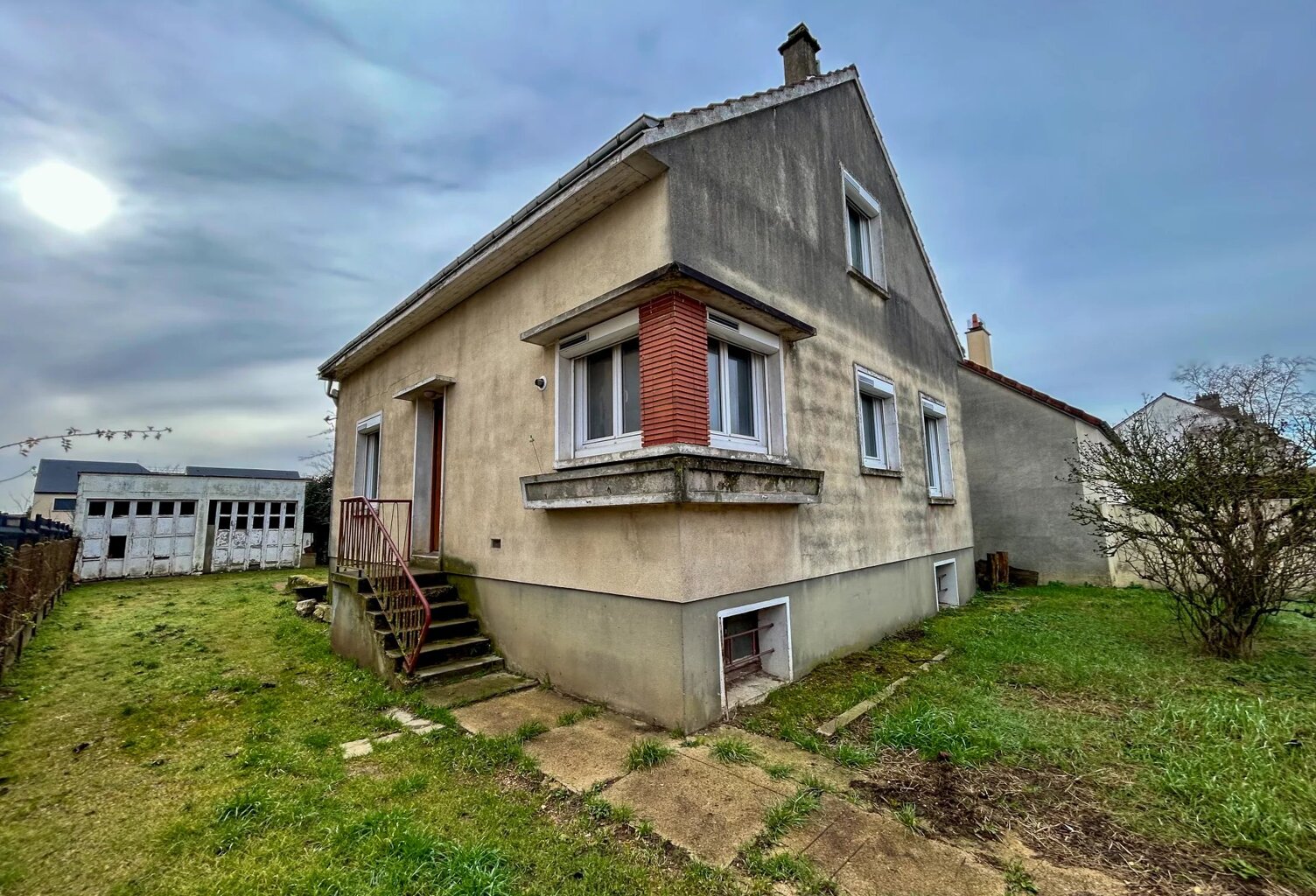 À VENDRE - MAISON À FORT POTENTIEL  - MAINVILLIERS — photo 1