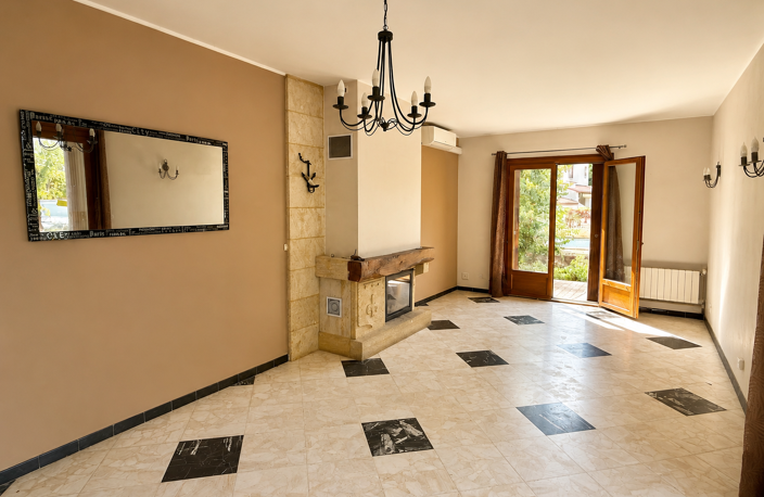 villa plain pied de 85 m2 a rénover sur 1076 m2  de terrain — photo 2