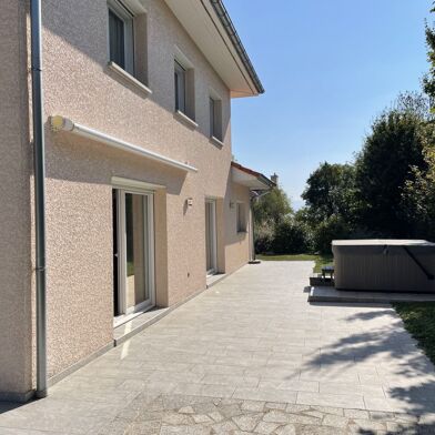 Maison 6 pièces 870000 €