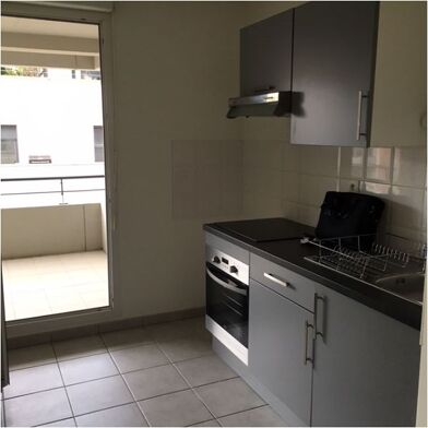 Appartement 3 pièces 757 €