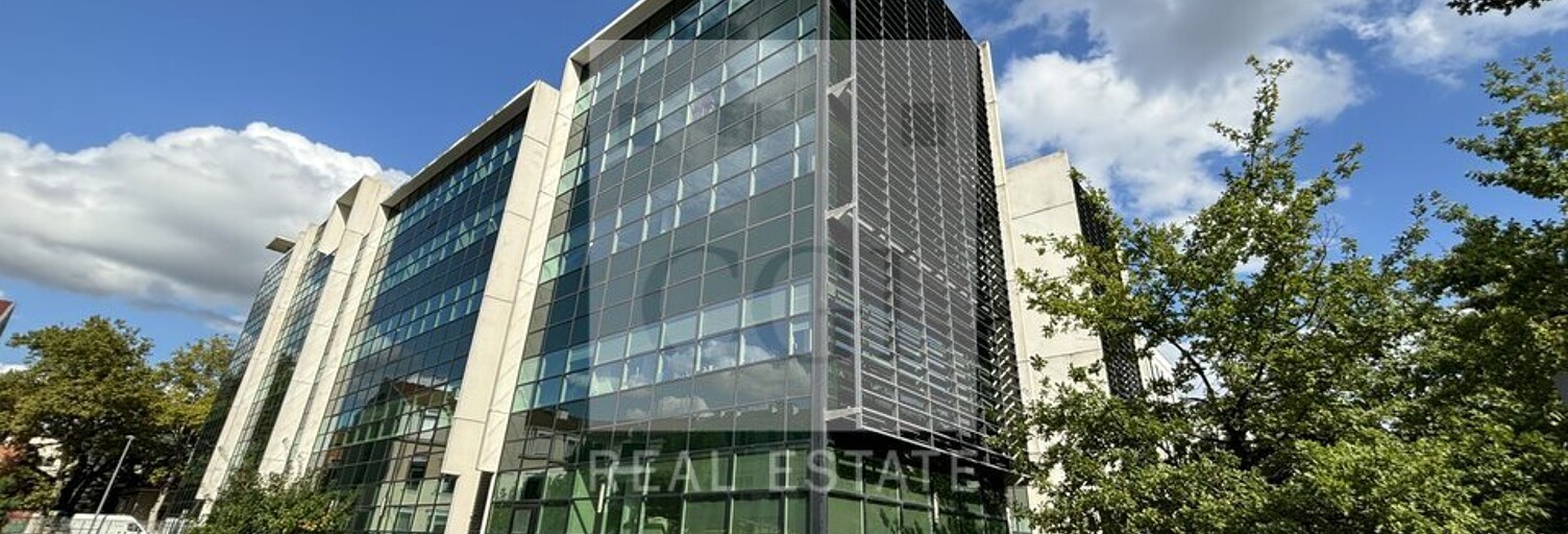 Bureau  1589 m² à louer à Lyon 8 (69008)