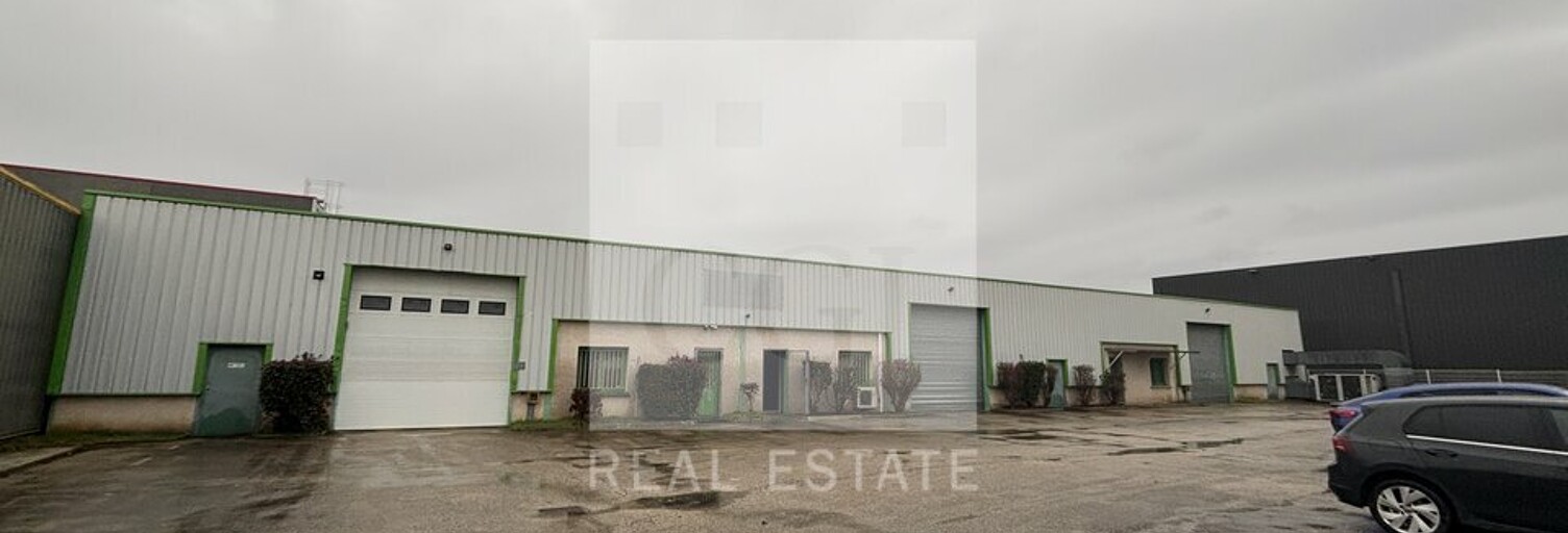 Commerce  1305 m² à louer à Pusignan (69330)