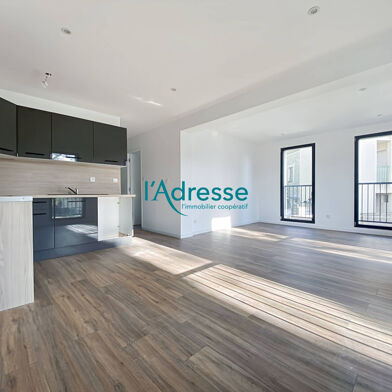 Appartement 3 pièces 950 €