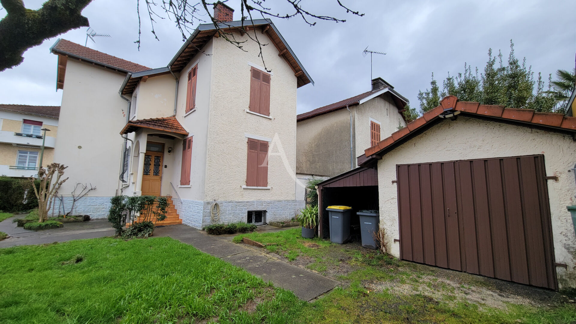 Villa / Maison  T5 à louer Pau 64000