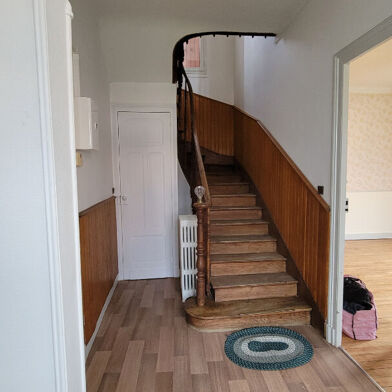 Maison 5 pièces 1100 €