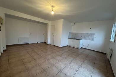 Appartement 3 pièces 760 €
